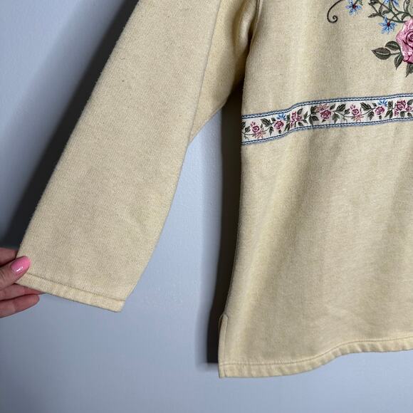 Renee Sport Women's Vintage Yellow‎ 1/4 Zip Floral Embroidered Sweatshirt Size S - Picture 2 of 9